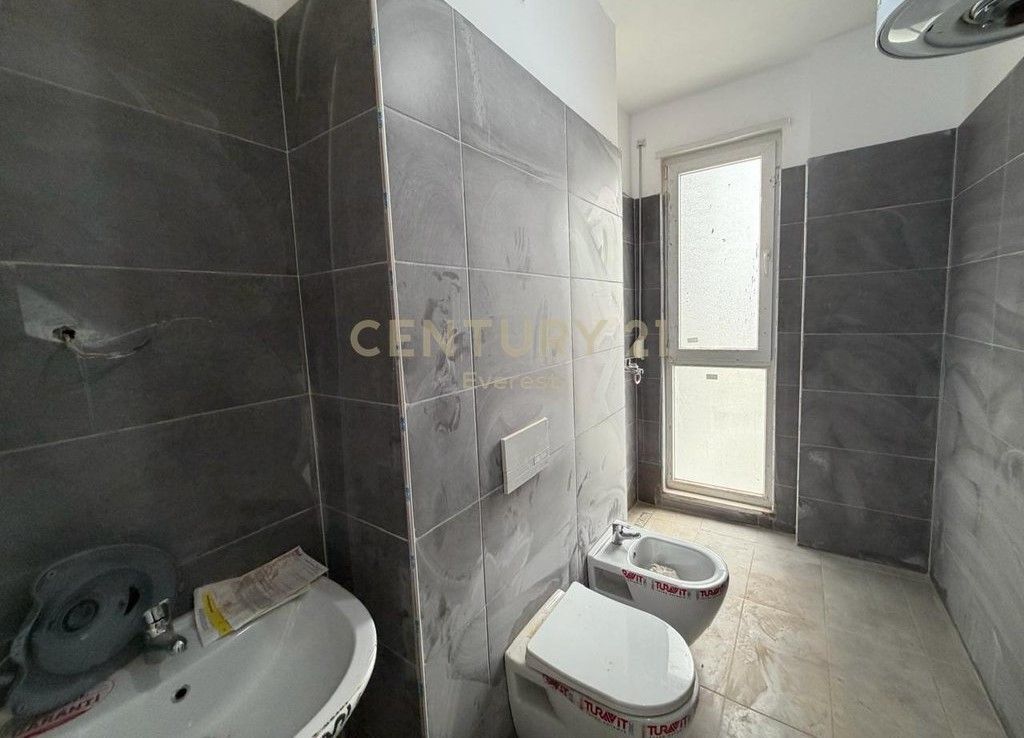 UNIVERS CITY SHESIM APARTAMENT 1+1 OPSION PER KREDI