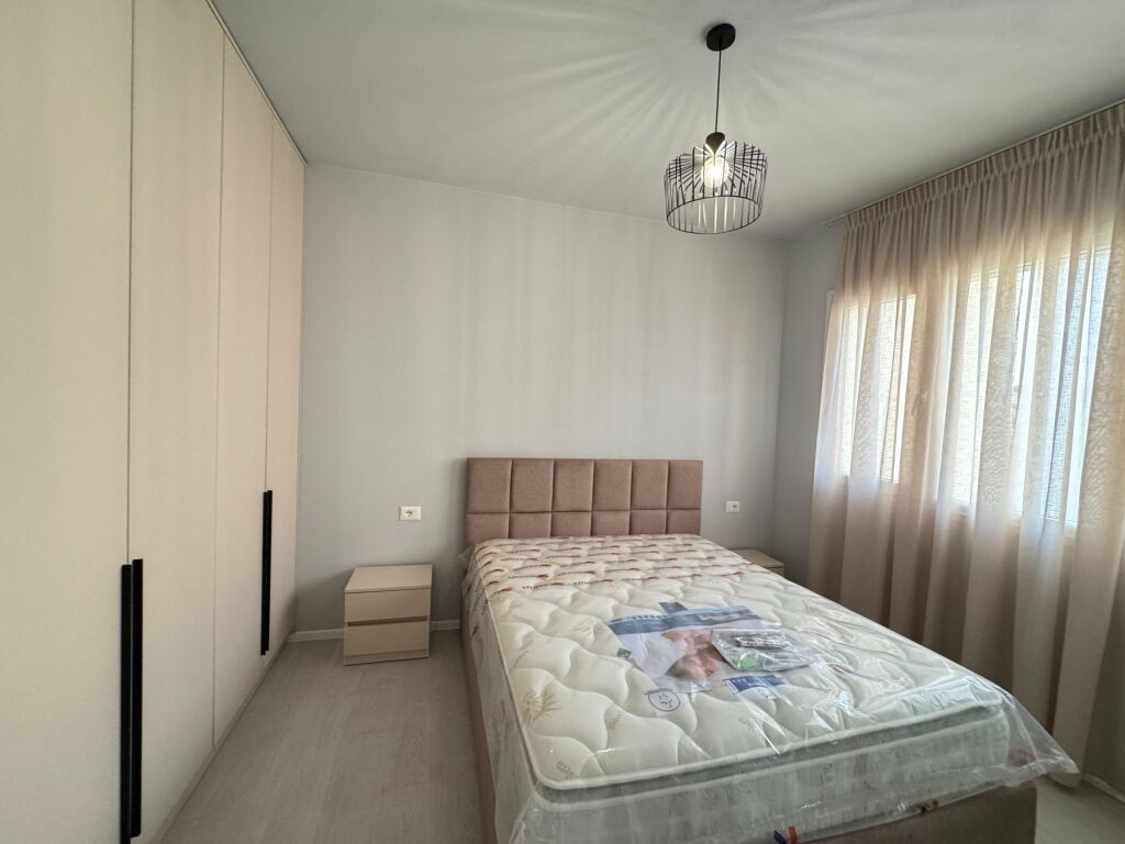 Apartament 2+1 + P me qira tek River Rezidence