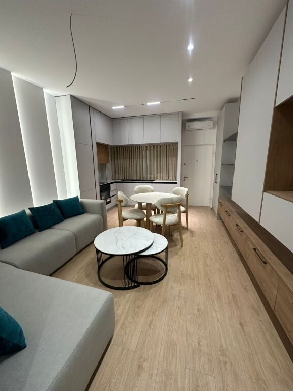 APARTAMENT ME QIRA 1+1 NE QENDER