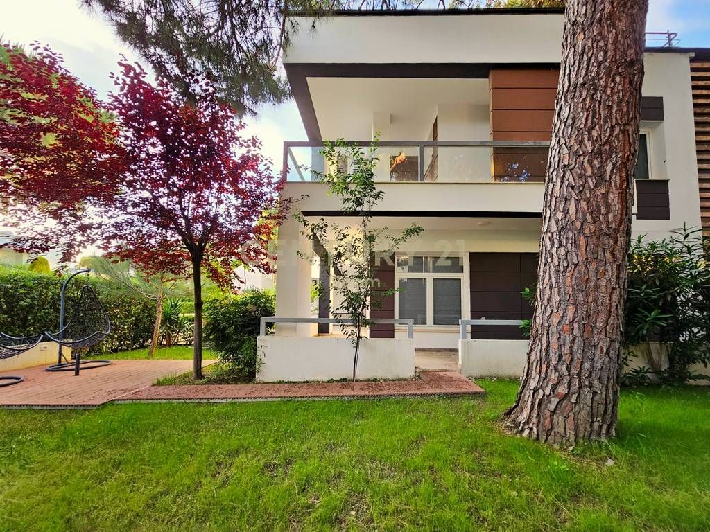 VILLA ESCLUSIVA IN VENDITA – Baia di Lalzi, Complesso Lura 1