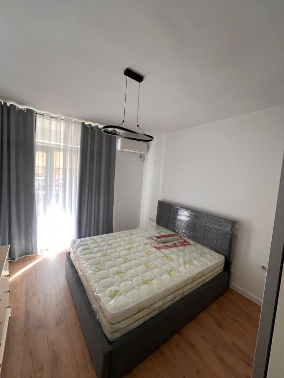 Jepet me qira apartament 1+1 ne Myslym Shyr