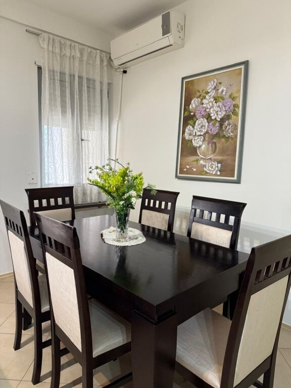 Apartament 2+1 me qira tek Liqeni Pavaroti