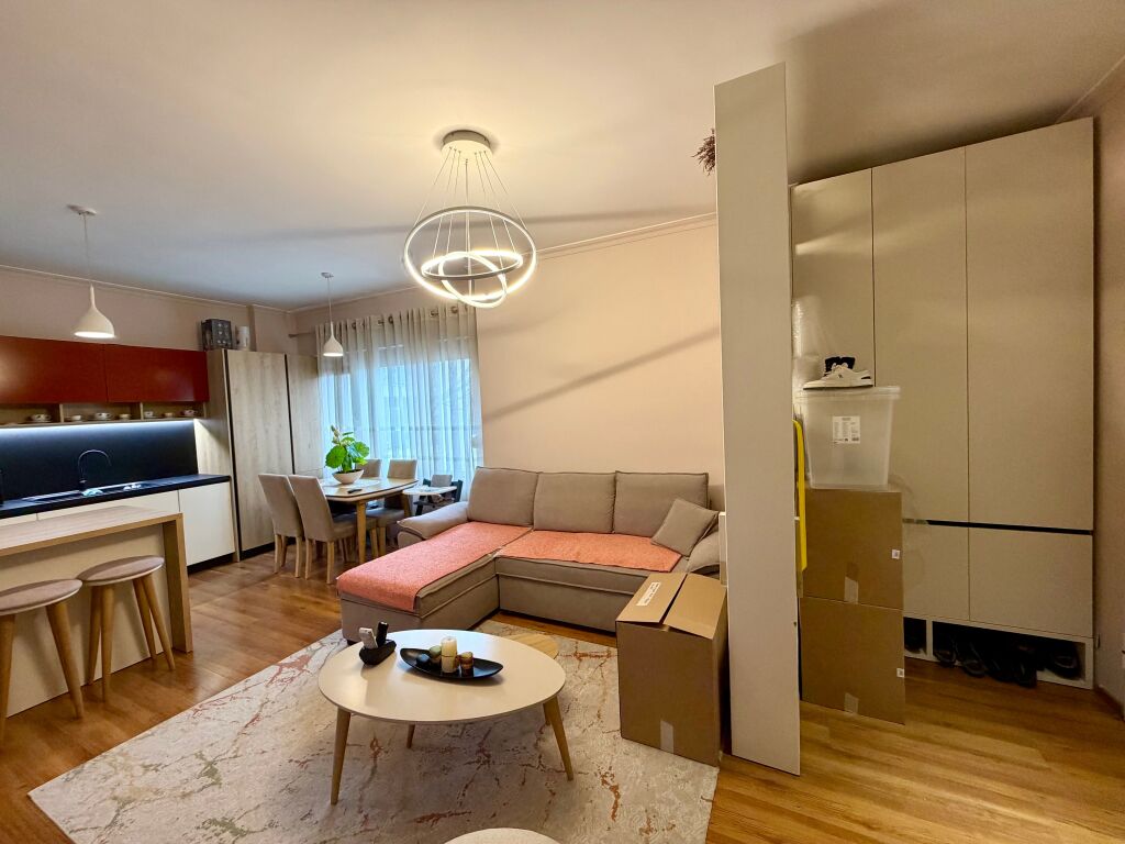 Apartament 1+1 me qera, Parku Olimpik (Komuna Parisit)
