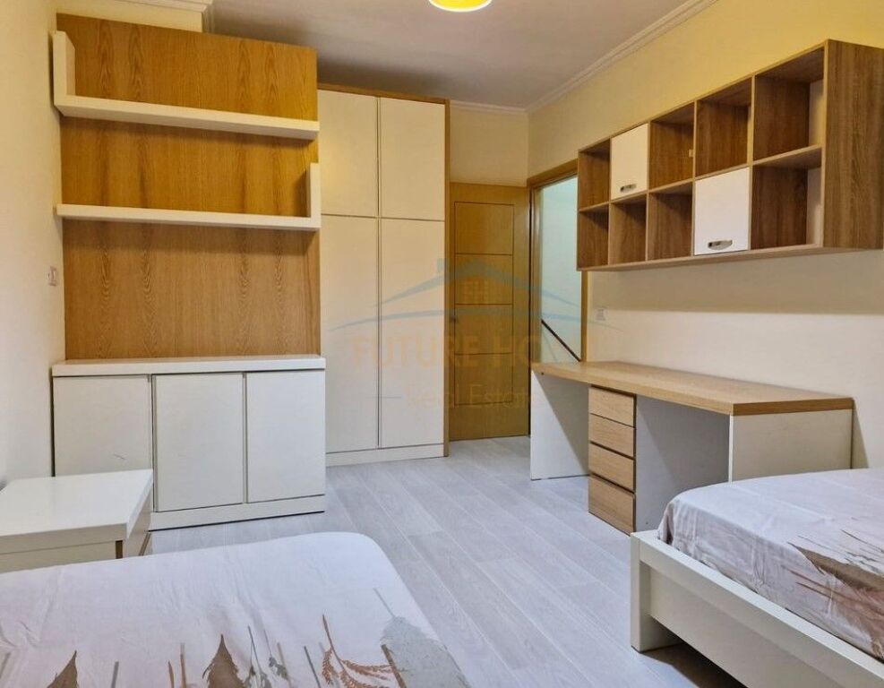 In vendita, Appartamento 3+1+2, Porcelan