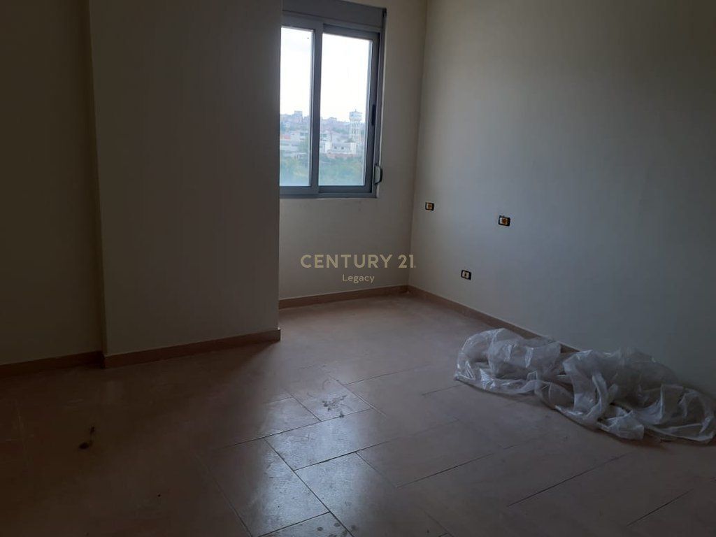 Shitet Apartament 2+1+2 Tualete + 1 Ballkon 183,340 € Sip. Totale  107m2
