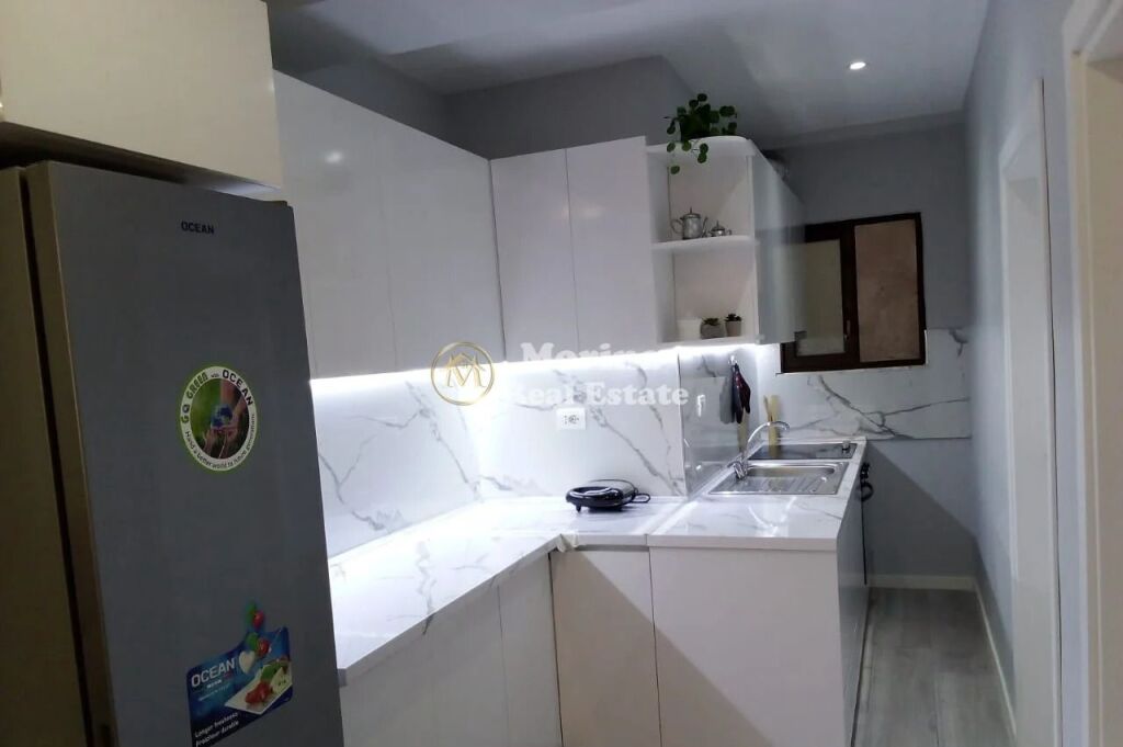 Affitto | Appartamento 2 + 1 | 21 Dhjetori | 850 €/mese