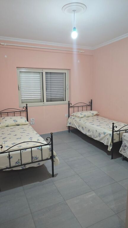 Shitet 2+1 ne Himare