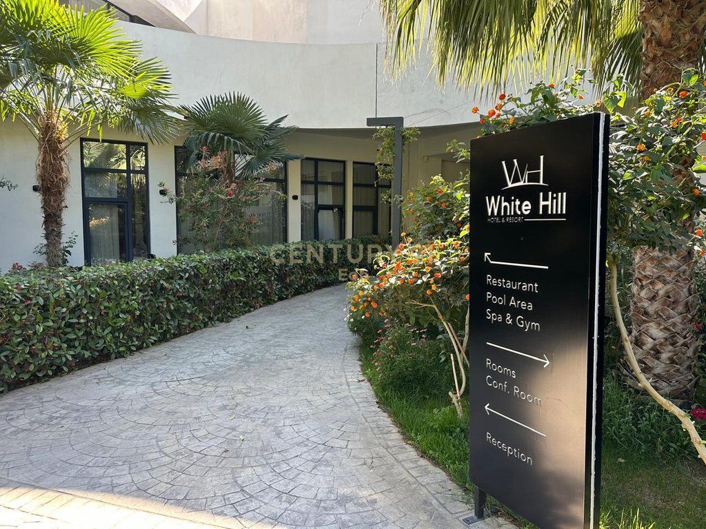 SHITET PAPAFINGO 1+1 me 52.6m2 verande ME PAMJE DETI TEK "WHITE HILL RESIDENCE" NE CURRILA!