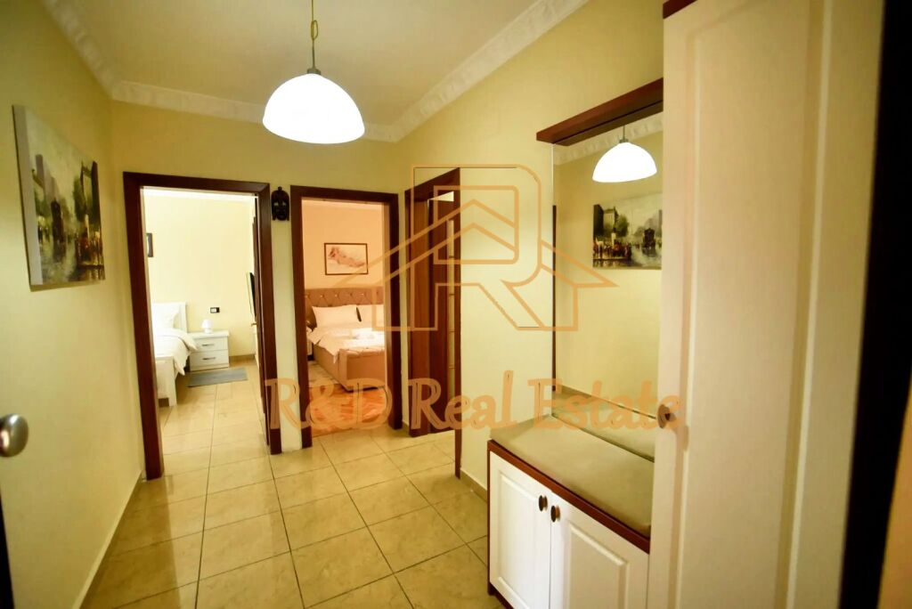 🏡 Jepet me qera apartament 2+1 – Rruga Fortuzi / Mine Peza