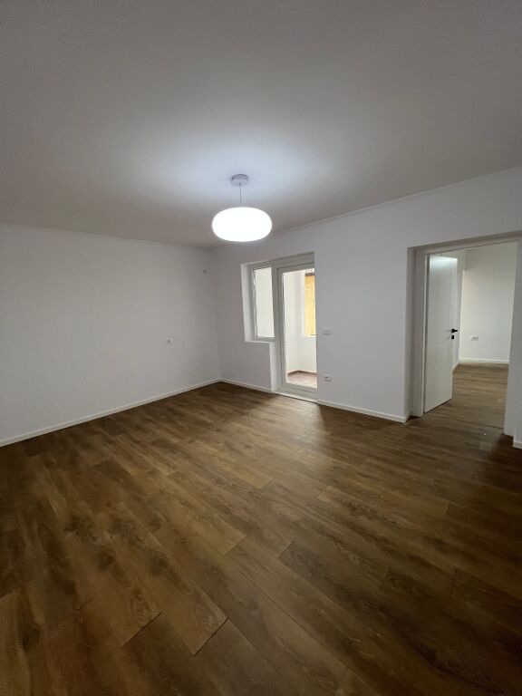 Apartment 1+1 Electric Market