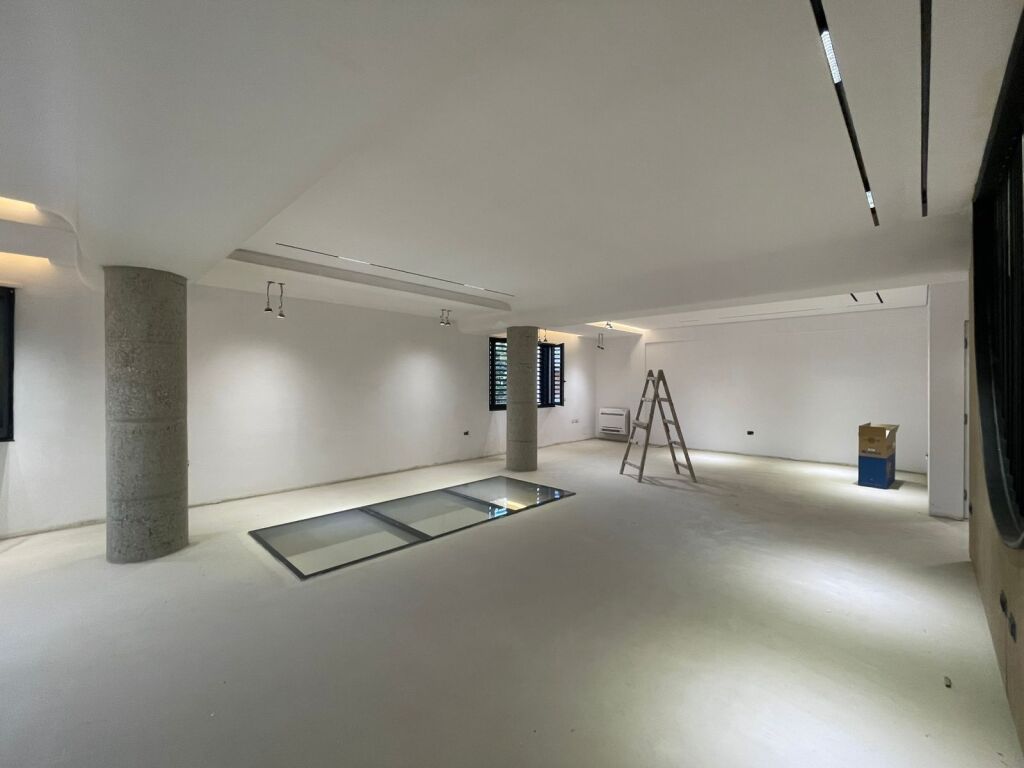 VILË MODERNE ME QIRA NË SELITË