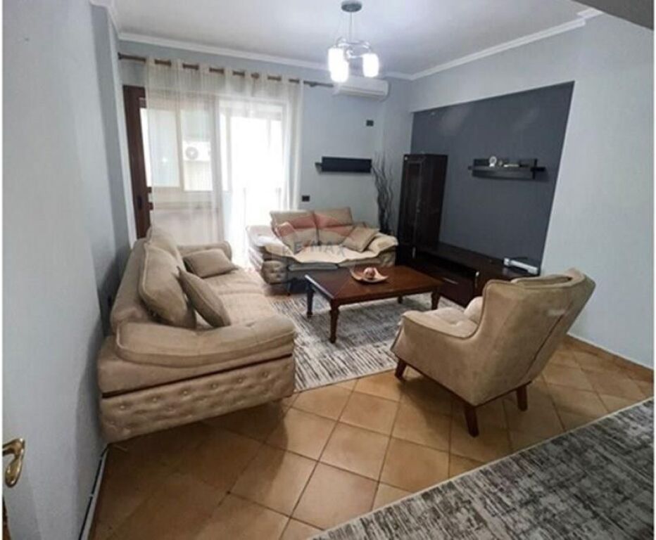 Apartament - Për Qira - Kika 1, Tiranë