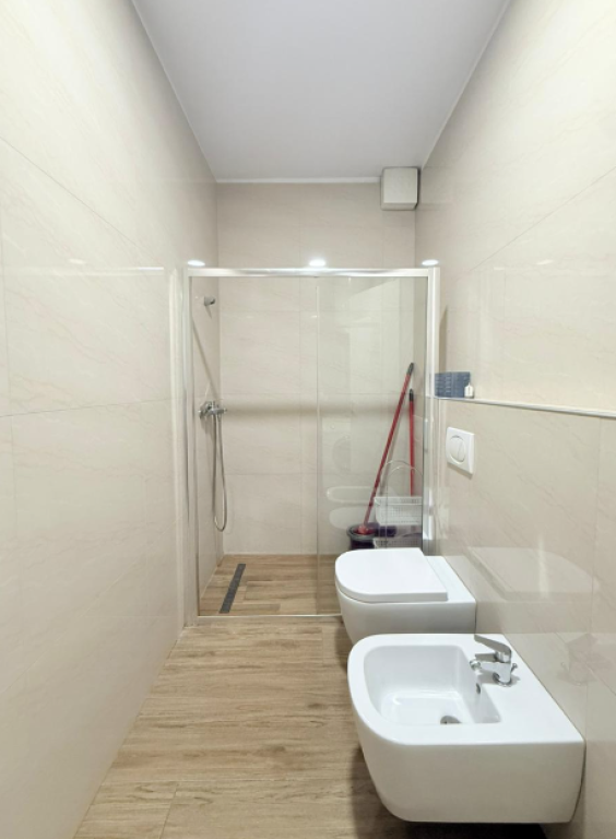 🏡 APARTAMENT 2+1 ME QIRA – KOMPLEKSI DELIJORGJI