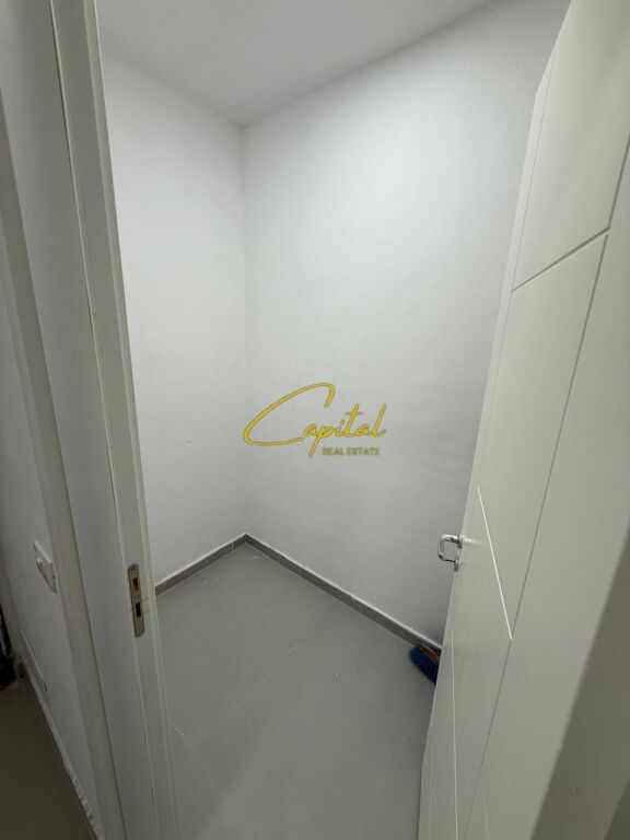 OFFICE FOR RENT 110 M2 DIBRA STREET 40,000 LEKE