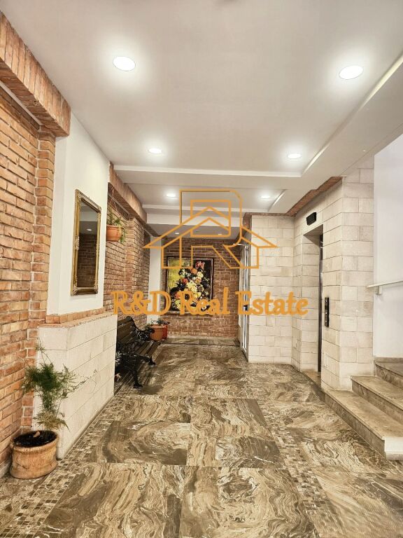 🏢 ZYRË ME QIRA – Pranë RTSH &amp; Liceut Artistik74