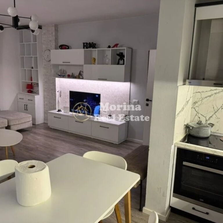 Rent | Apartment 2 + 1 | Bulevardi i Ri | 700 €/month
