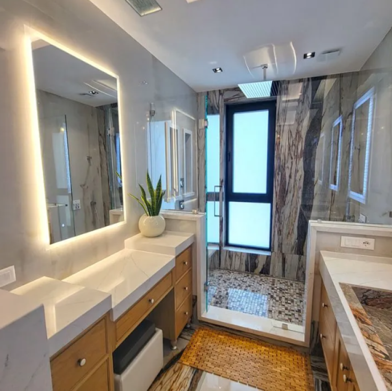 🏙️ Penthouse Luksoz në Shitje – SQUARE 21   📍Rruga e Kavajes   