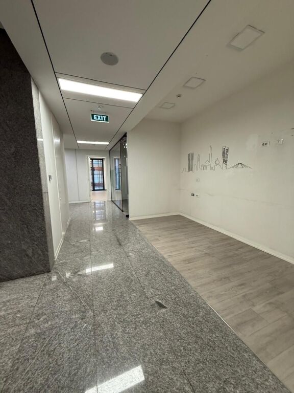 OFFICE FOR RENT DELIORGJI COMPLEX