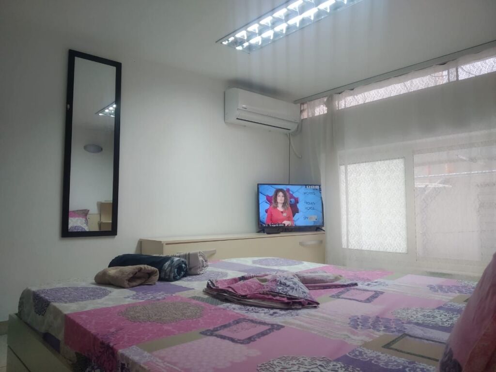 Apartment 1+1+balcony, 2nd floor near Concord Center fully equipped+wifi