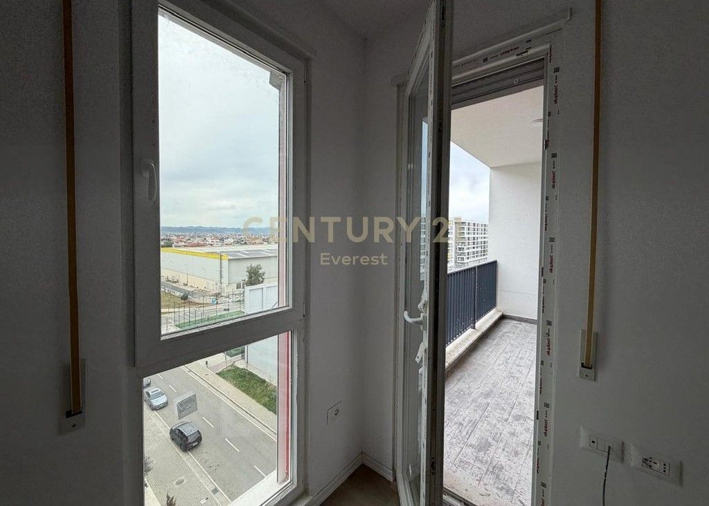UNIVERS CITY SHESIM APARTAMENT 1+1 OPSION PER KREDI