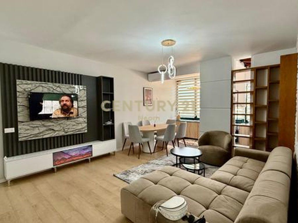 Appartamento 2+1 in affitto in Via Elbasan