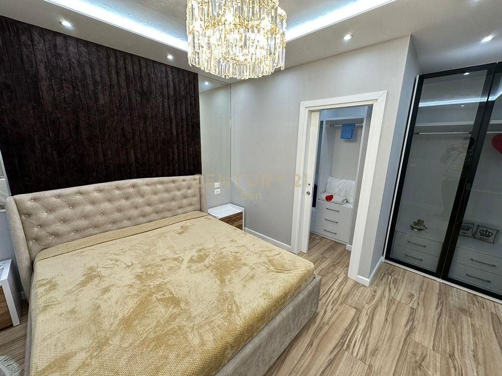 APARTAMENT I PËRSHTATSHËM 2+1+2 NË VOLLGA AFËR 27 KATEVE!
