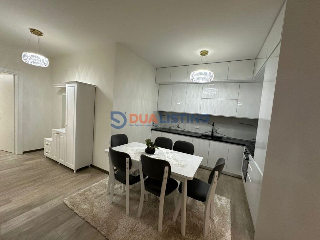 Jepet Apartament 2+1+2 me Qira Tek Liqeni i Thate , Kompleksi Fz !