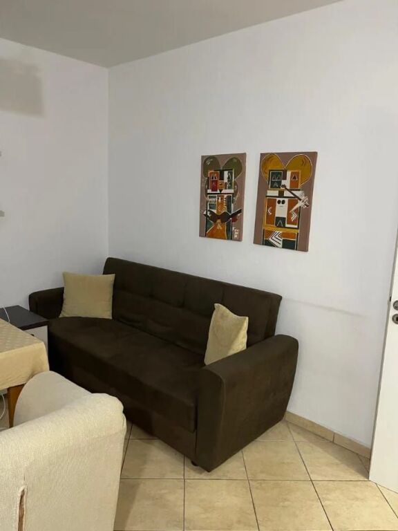 Jepet Me Qera Apartament 1+1+1 Ballkon