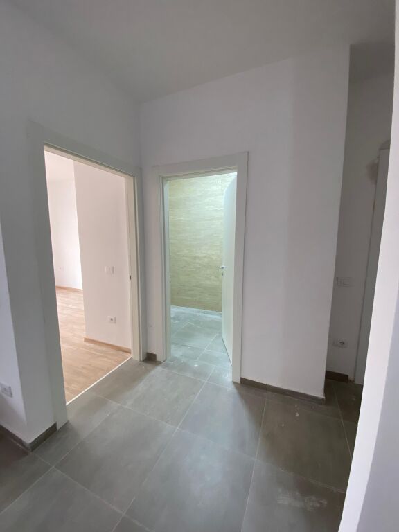 Spazio ufficio in affitto in Via Kavaja