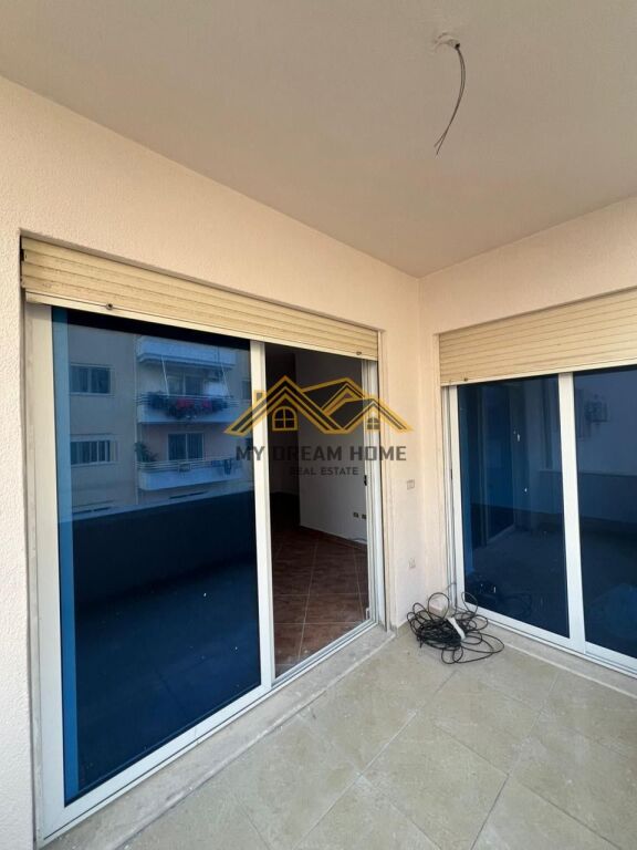 Shitet, Apartament 2+1, Plazh , Durres