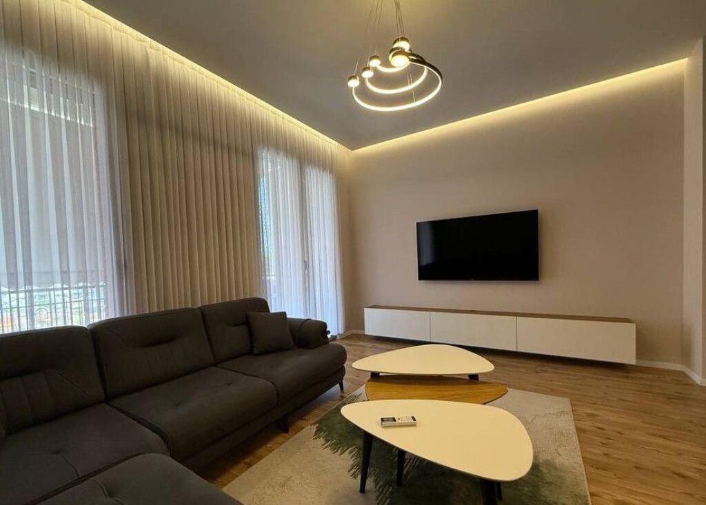 Apartament 2+1+post parkimi per qira tek Kompleksi Delijorgji