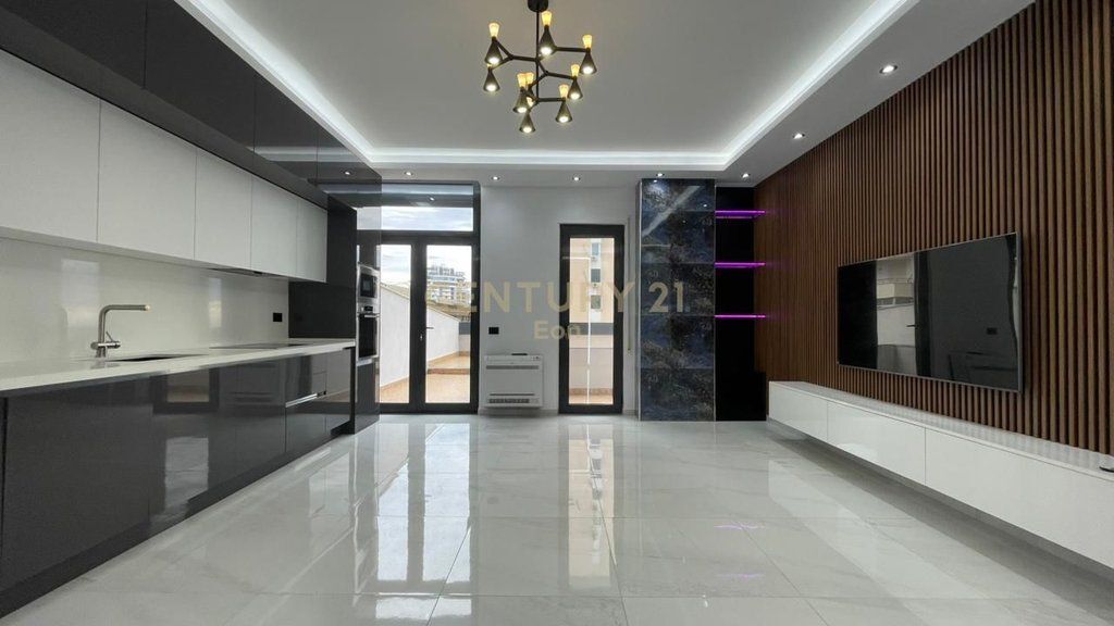 SHITET SUPER APARTAMENT 2+1+2 ME PAMJE DETI NE VOLLGA, DURRES !!