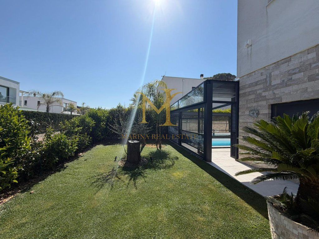 Shitet Vile Individuale në San Pietro Residence, Gjiri i Lalzit