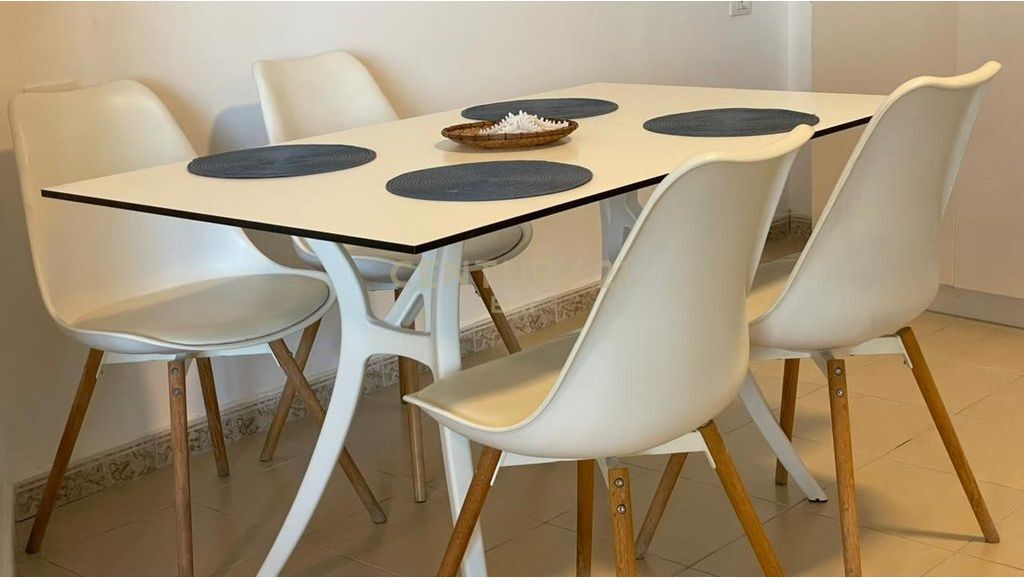 SHITET SUPER APARTAMENT 2+2 NË VIJËN E PARË ME PAMJE NGA DETIT TE SHKËMBI I KAVAJËS, DURRES!!