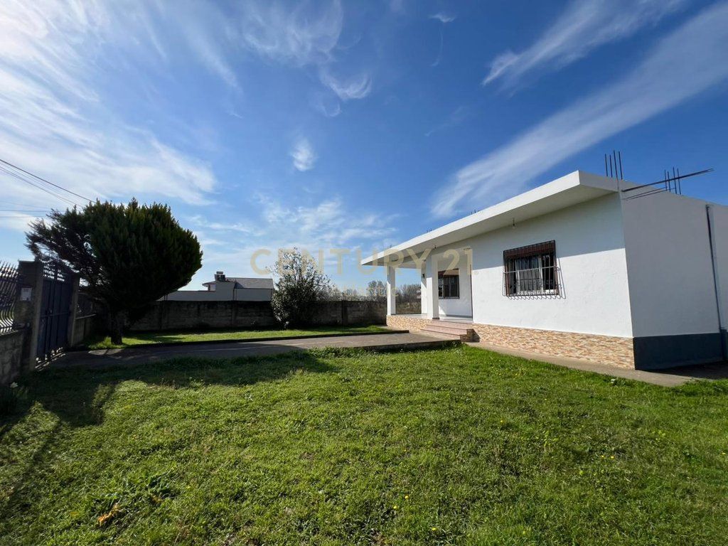 SHITET SHTEPI PRIVATE PRANE QENDRRES NE SHIJAK !