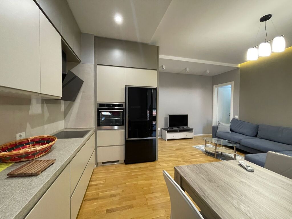 Appartamento 2+1+posto auto a Delijorgj