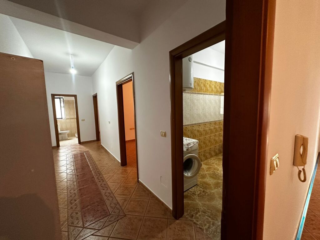 Apartament 2+1+2 për Shitje – Pranë Universitetit të Shkencave / Shkollës Mjekësore, Vlorë