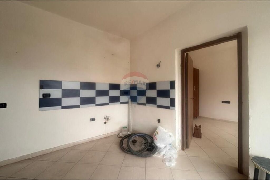 🏡 Apartament 1+1 për Shitje – Gjimnazi Ali Demi,Vlorë