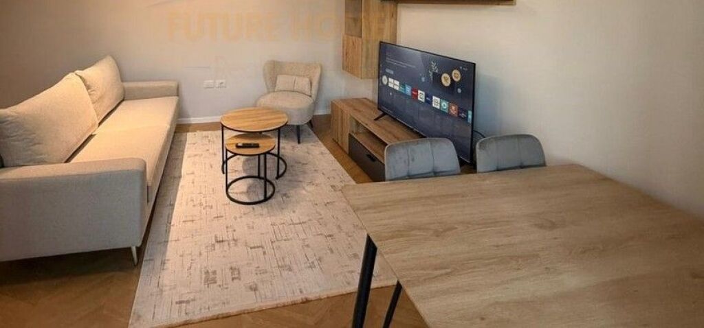 In vendita, Appartamento 1+1, Via Siri Kodra, Tirana