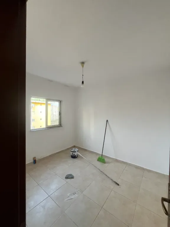 Affittasi appartamento 2+1+parcheggio presso l'ex Campo di Aviazione