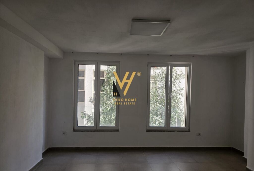 UFFICIO 74 M2 IN AFFITTO IN VIA ELBASAN 1.200 EURO