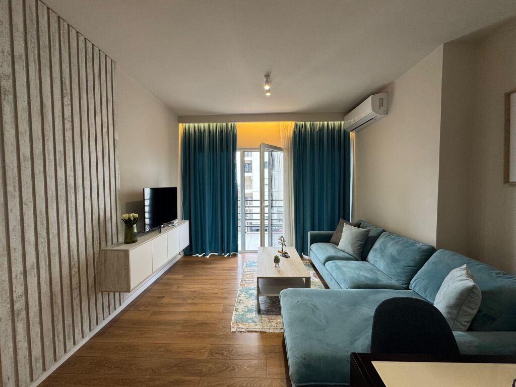 Jepet apartament me qera 1+1