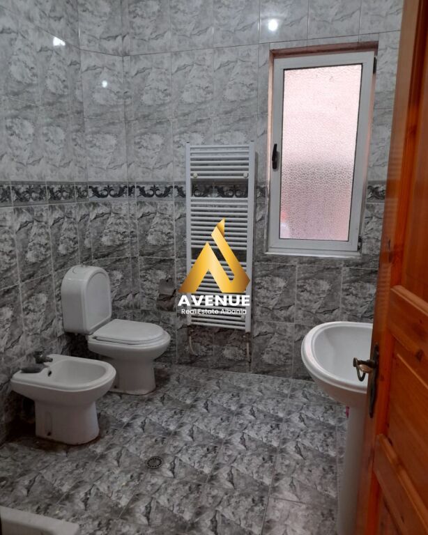 🏡 APARTMENT 2+1 FOR RENT – KRISTAL CENTER, TIRANA