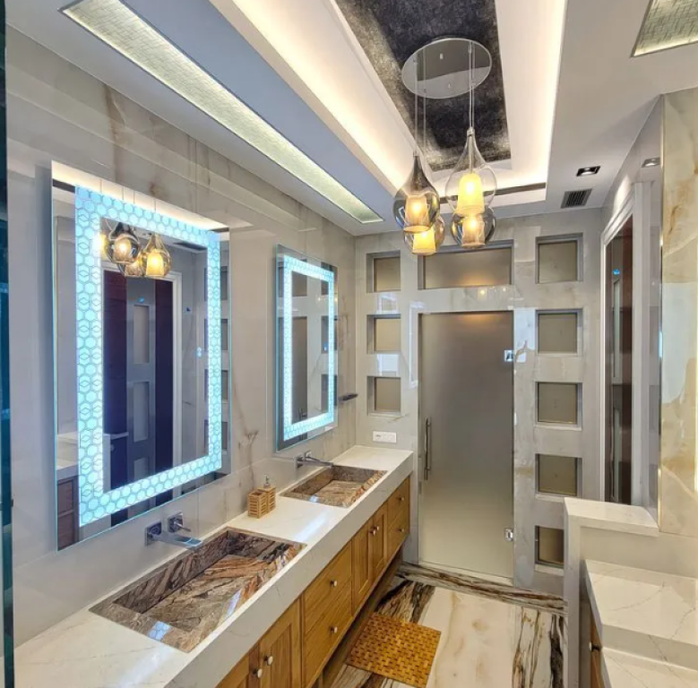 🏙️ Penthouse Luksoz në Shitje – SQUARE 21   📍Rruga e Kavajes   