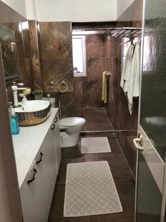 Jepet me Qira Apartamet 1+1