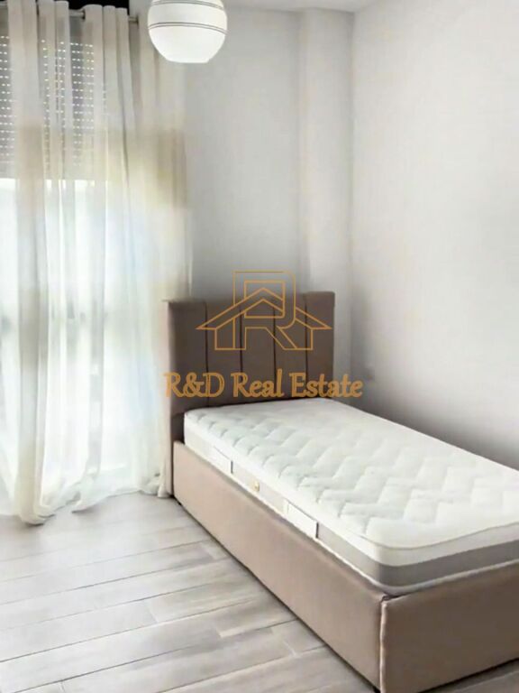 🏡 Apartment 3+1 + Balcony for rent – 5 May Street