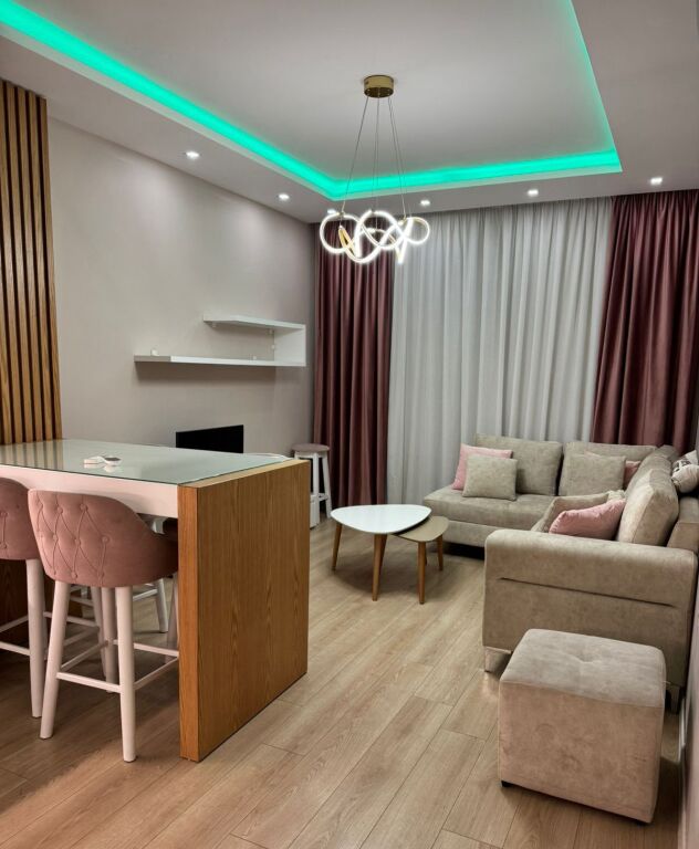 super appartamento con posto auto in affitto presso Casa Italia