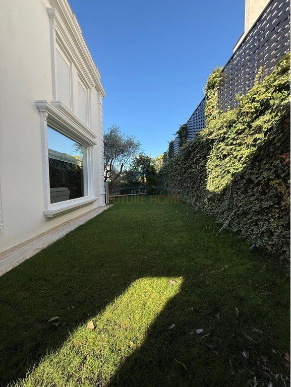 Shitet, Vile 4-kateshe, White House Residence, Lunder, Tirane