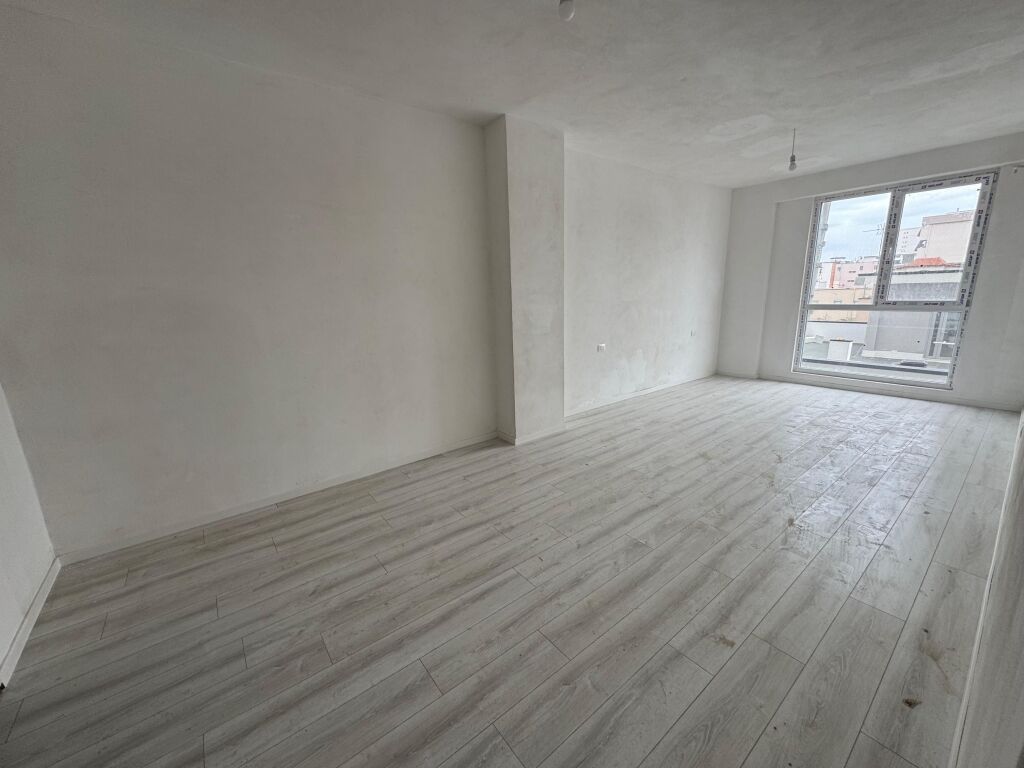 Apartment 3+1+2+2 Water Supply for Sale