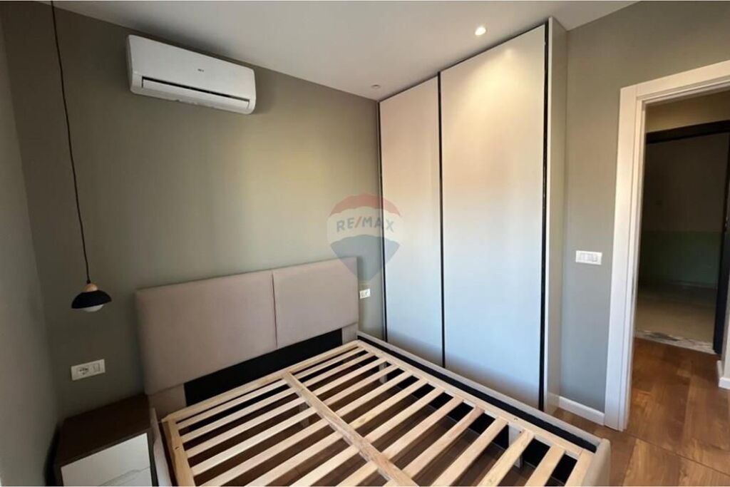 Apartament - Për Shitje - Rruga Mine Peza, Tiranë